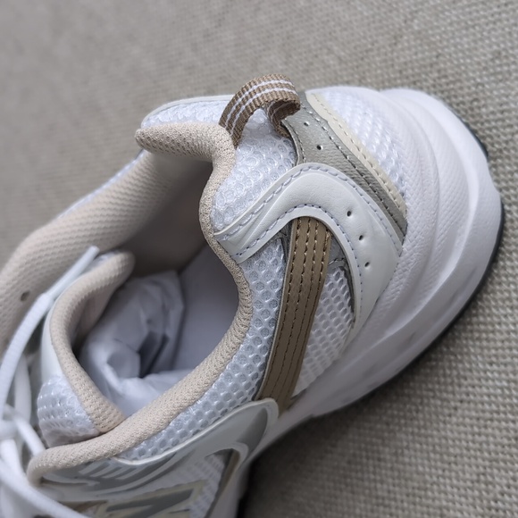 NWB - New Balance 530 Athletic Shoe Unisex - Picture 8 of 15